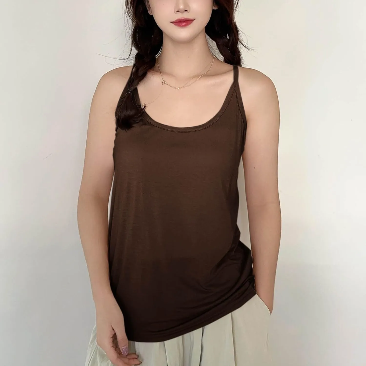 Oplxuo Women Camisole Spaghetti Strap Tank Top Casual Loose Layering Cami Undershirt for Yoga