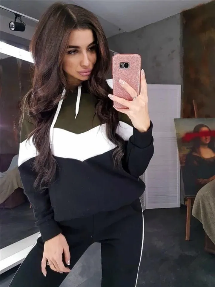 Women's Casual Patch Work Hooded Style Tracksuit, Fabric  Spring and Autumn Women's Sportswear, Two-Pieces Hooded Pilot Sweatshirt, Top and Pants Sports Jogging Suit